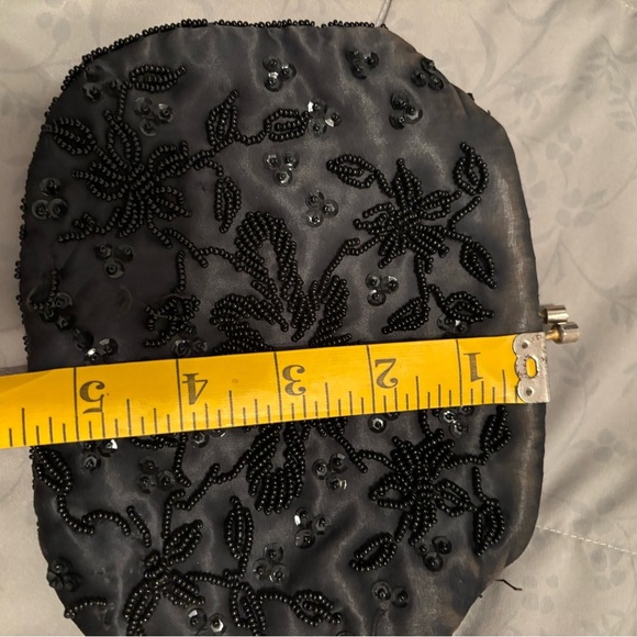 Vintage small beaded clutch - Picture 6 of 7